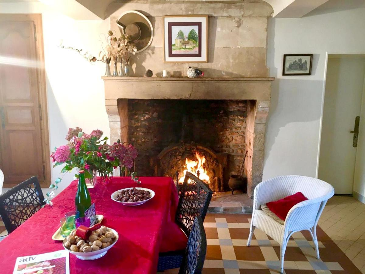 Maison Charmante A Ri Avec Jardin Et Terrasse Exterior foto